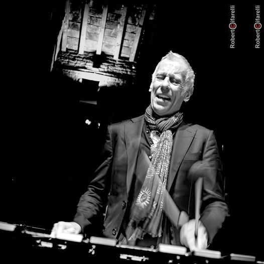 VALLE CHRISTI JAZZ • • • • • • • • Joe Locke Italian Quintet